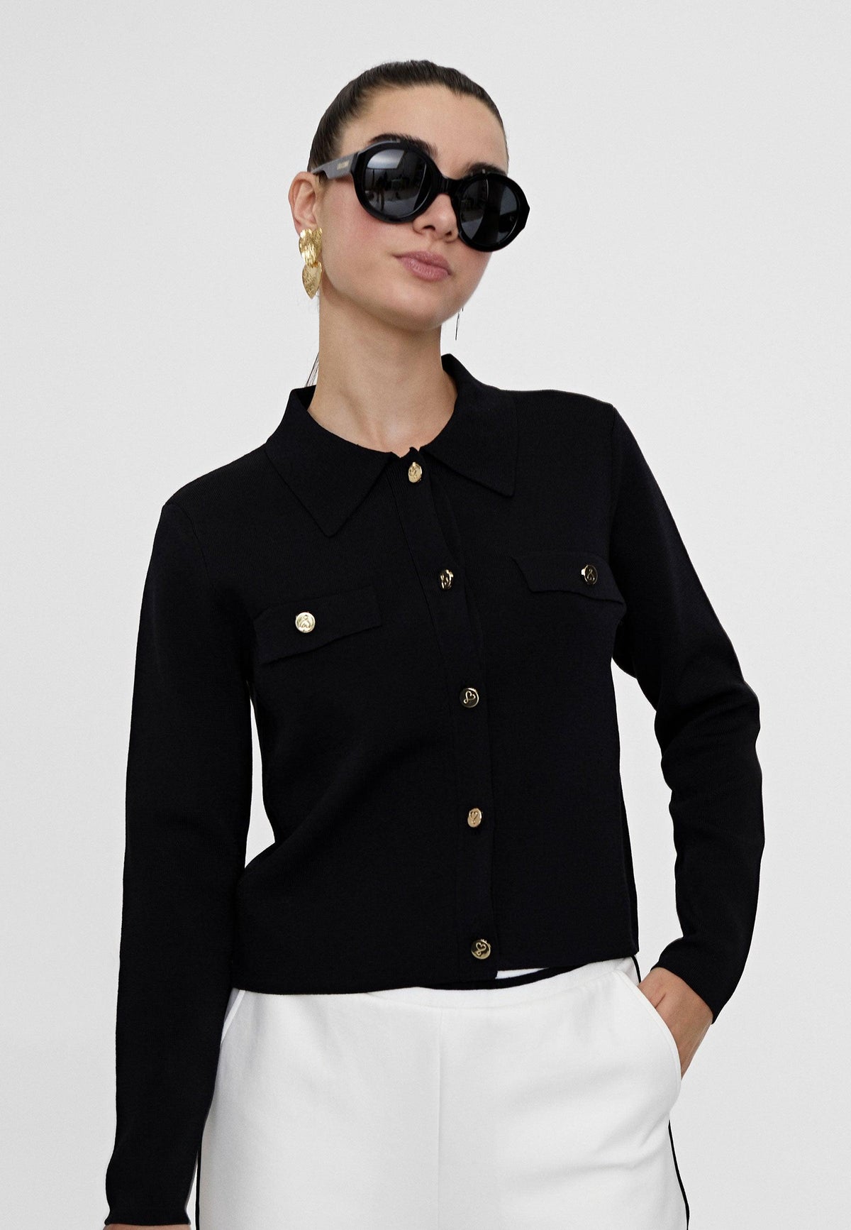 LS2411001-Black-Knit cardigan with buttons