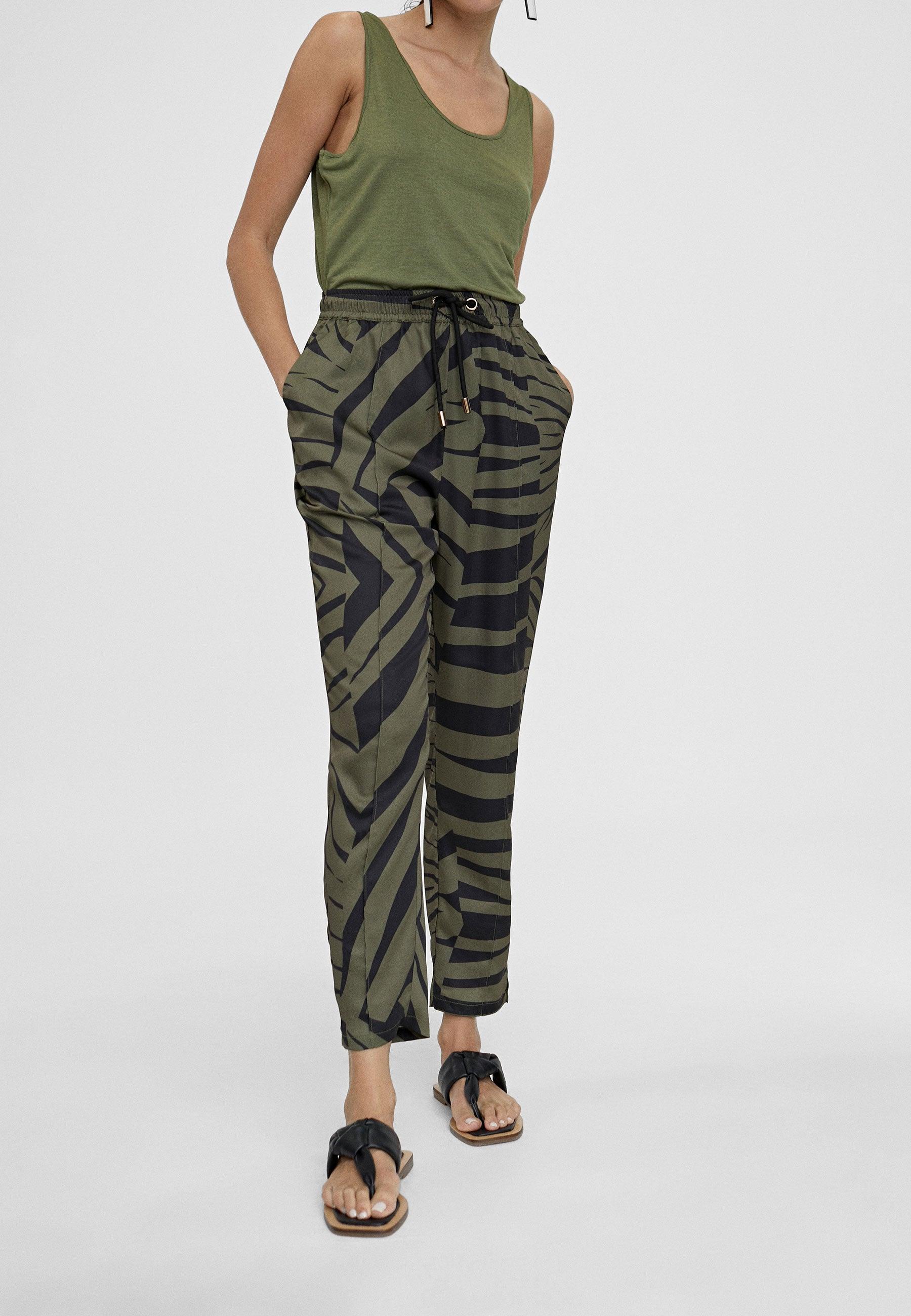 LS2414024-Black-Green-Zebra print jogging trousers