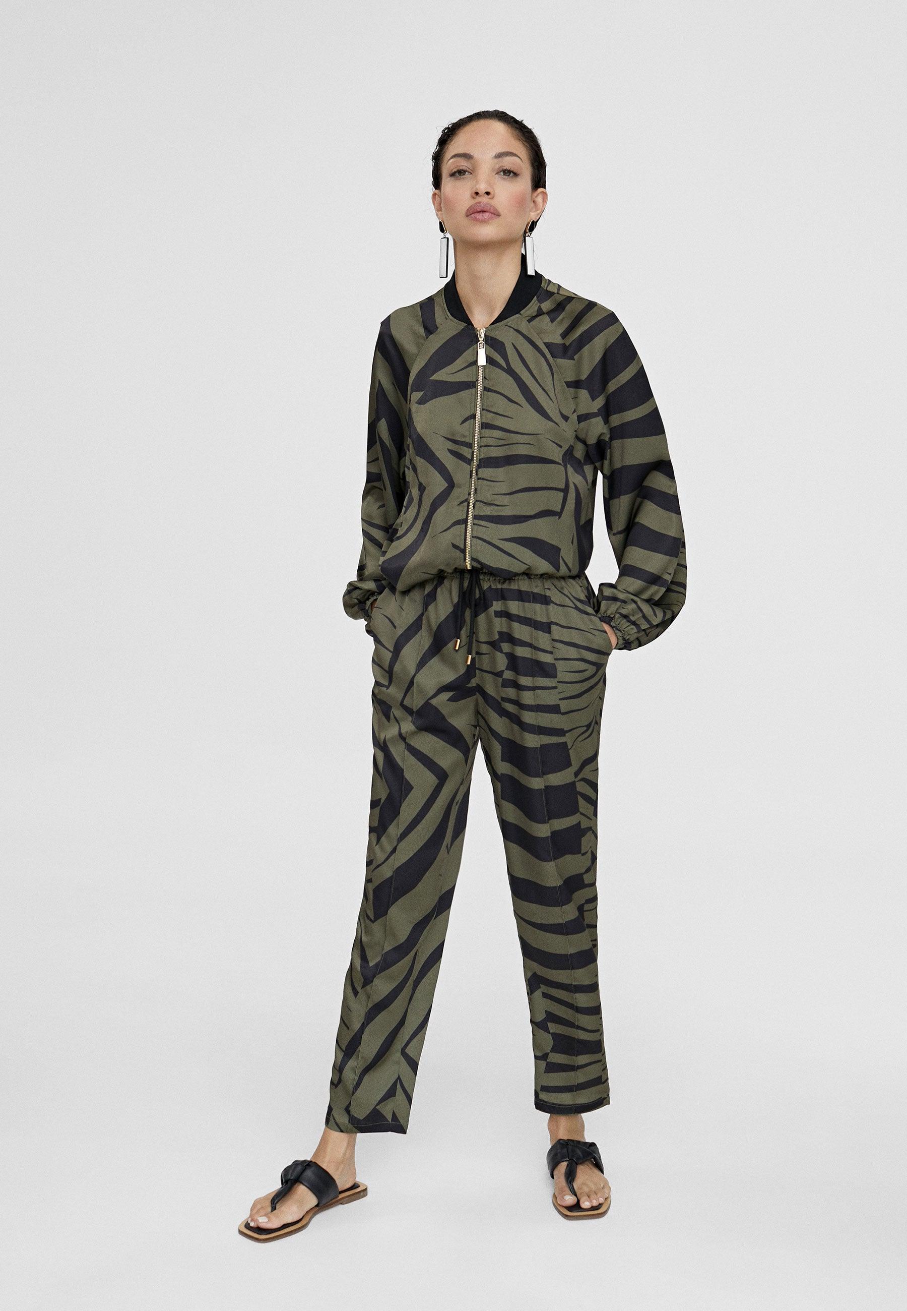 LS2414024-Black-Green-Zebra print jogging trousers