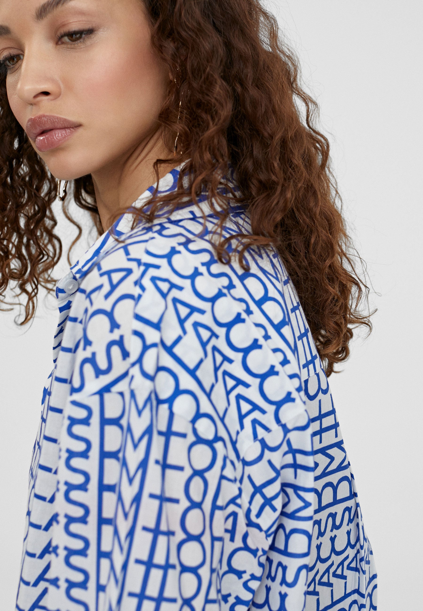 LS2415003-Electric-Blue-Oversized logo print shirt 