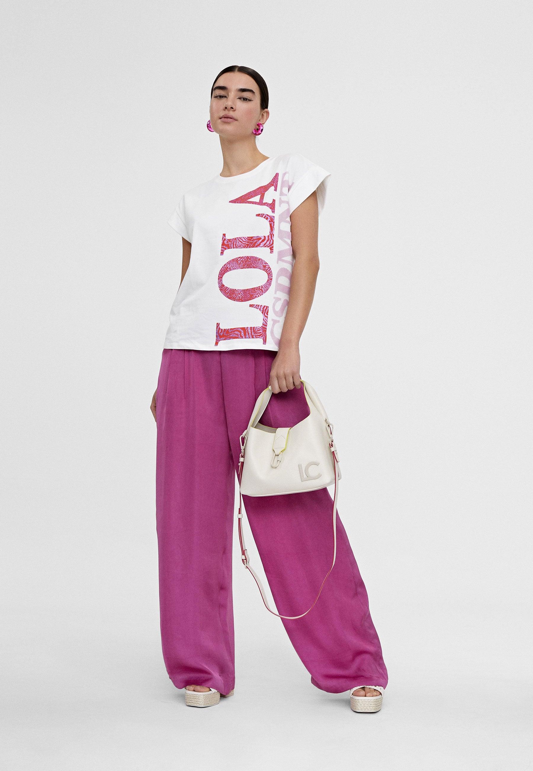 LS2415035-White-Pink-T-shirt with vertical Lola positioning