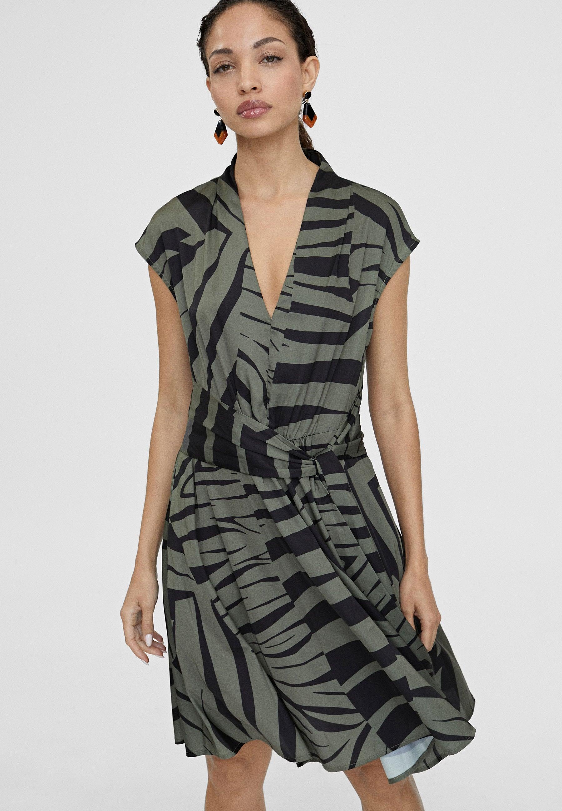 LS2416019-Black-Green-Zebra print dress