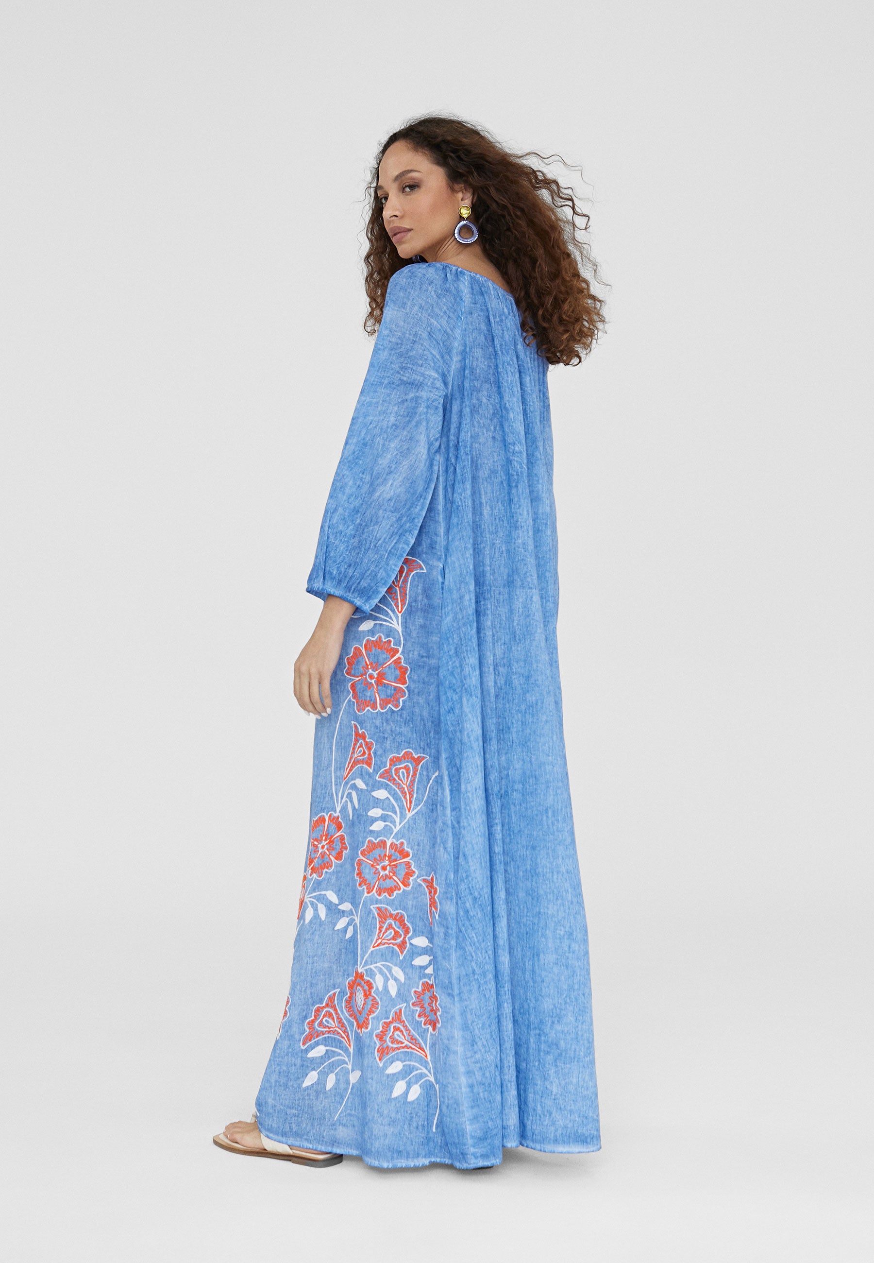 LS2416028-Electric-Blue-Long embroidered caftan