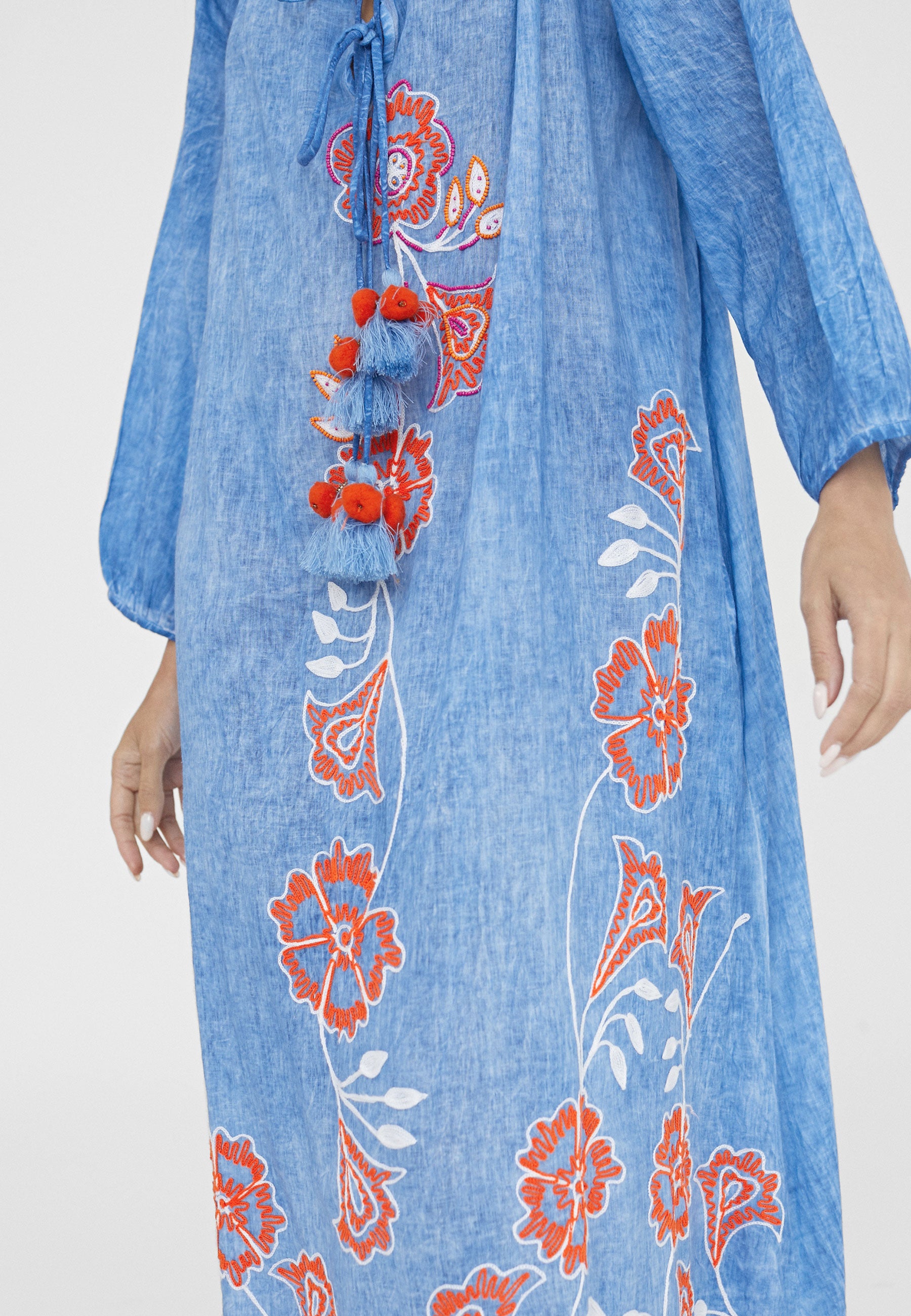 LS2416028-Electric-Blue-Long embroidered caftan