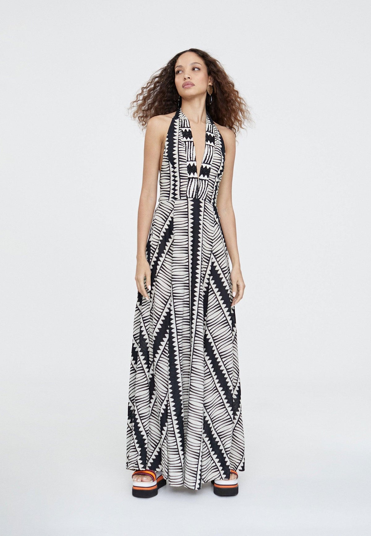 LS2416030-Black-White-Halter ethnic print dress