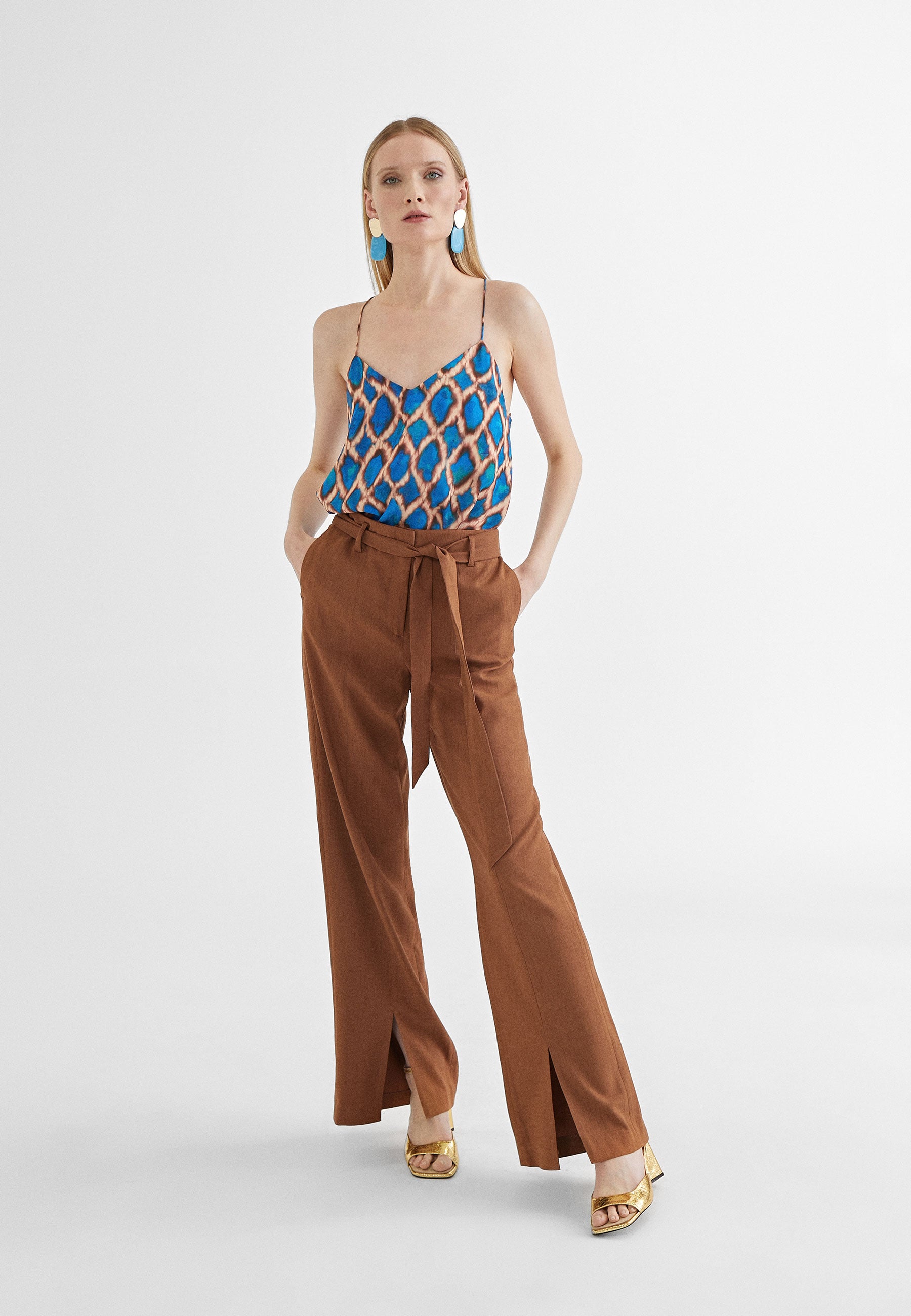 MS2414013-Brown-Trousers with belt and slits