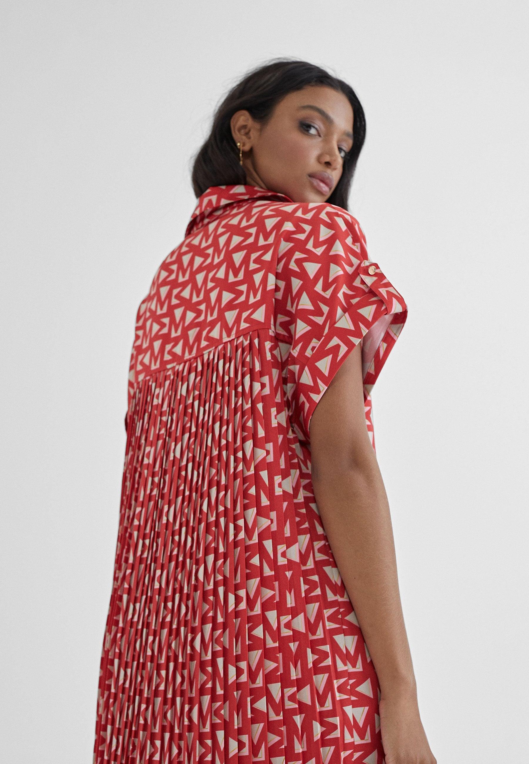 MS2416013-Red-Long shirt with monogrammed M