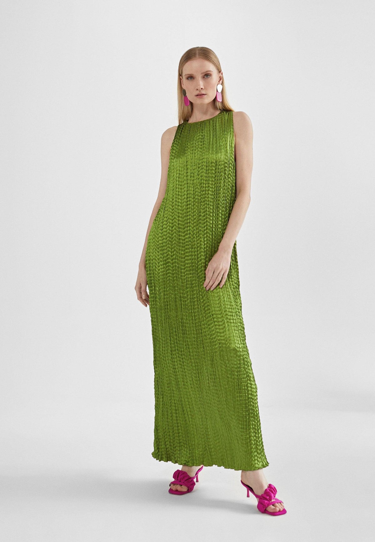 MS2416024-Pistachio-Long pleated effect midi dress